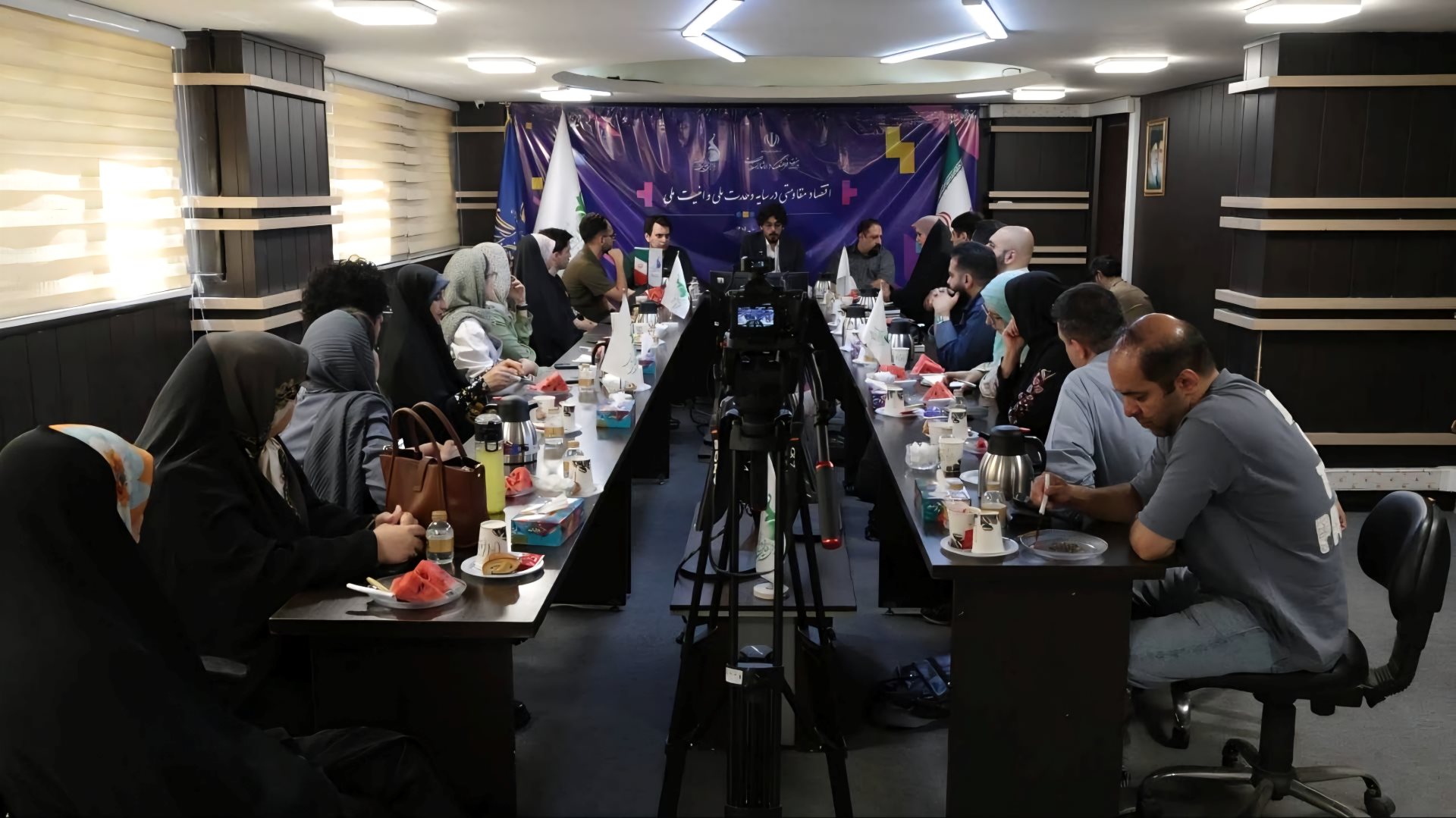 نشست صمیمی بنیاد ملی بازی‌ها با رسانه‌ها بررسی چالش‌ها و گسترش تعاملات صنعت بازی