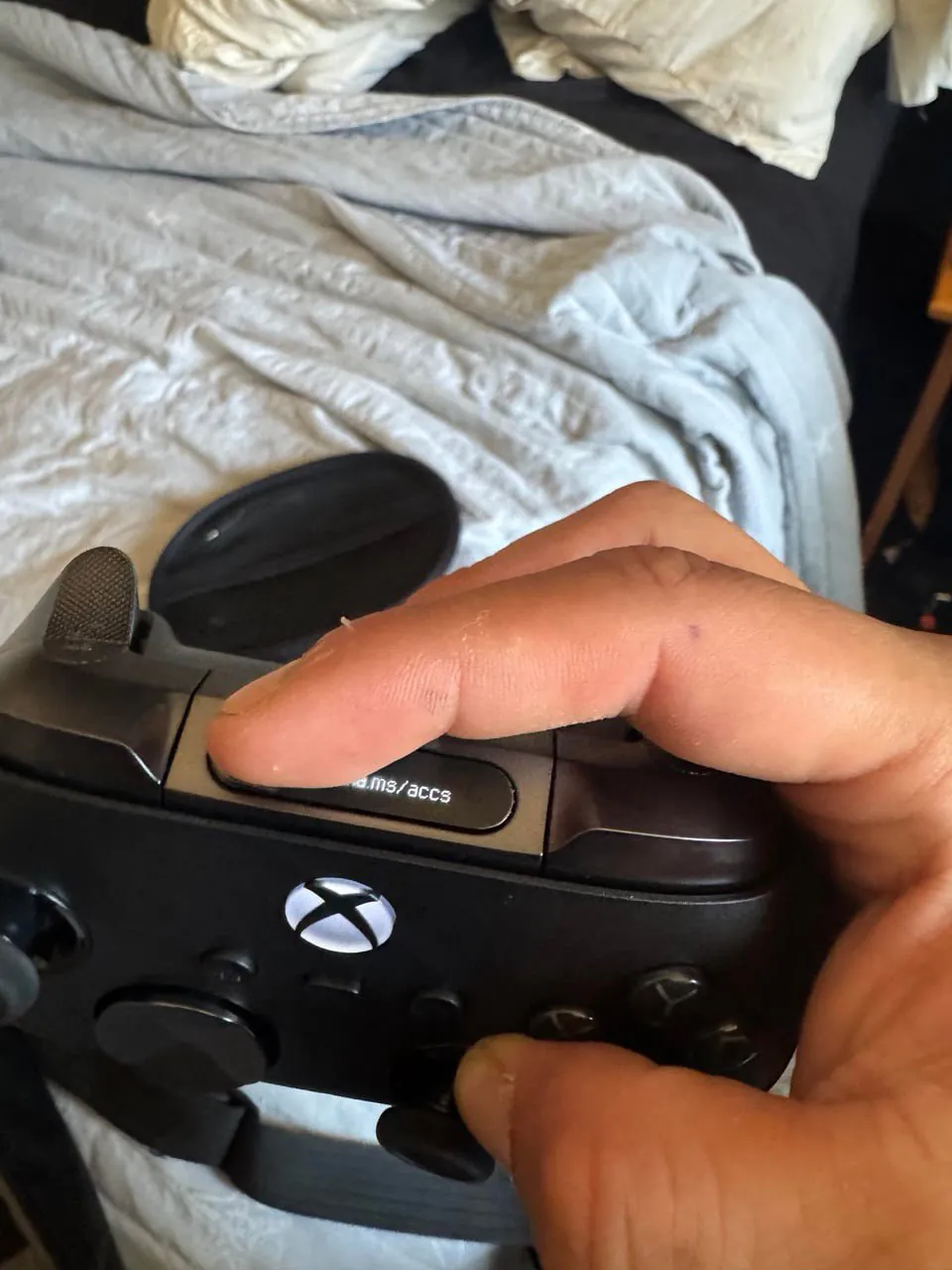 فایل جدید: تصویر افشاگرانه از کنترلر Xbox Elite Series 3 با نمایشگر داخلی